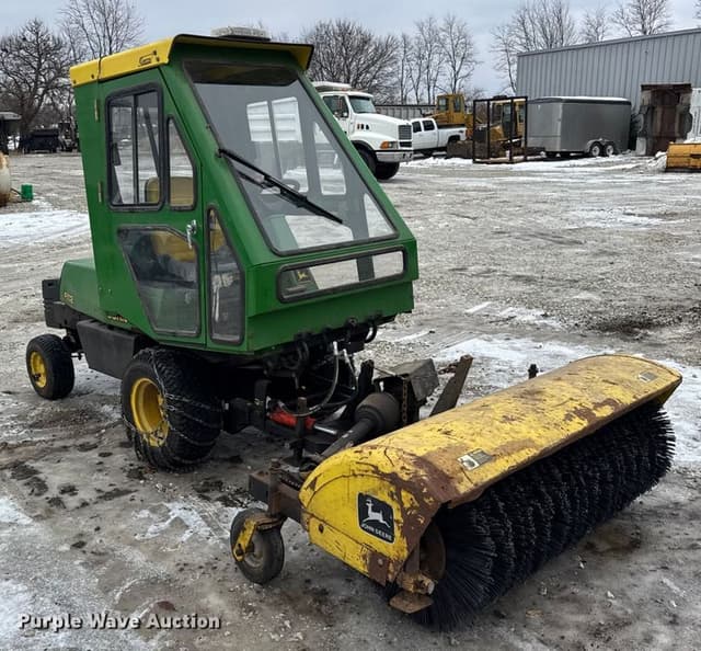 Image of John Deere F932 equipment image 2