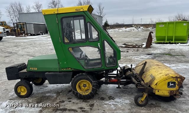 Image of John Deere F932 equipment image 3