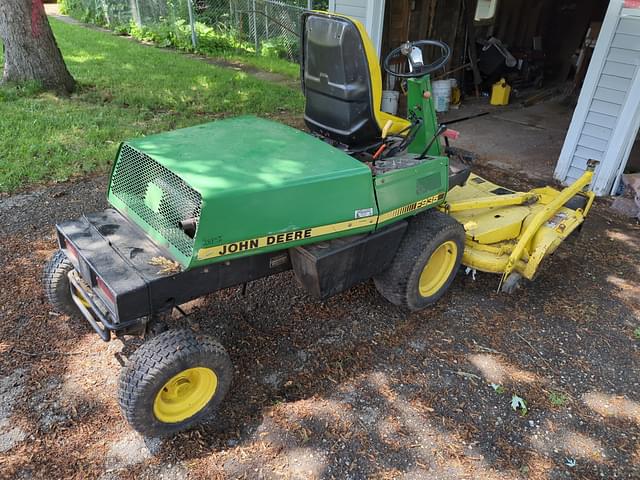 Image of John Deere F935 equipment image 3