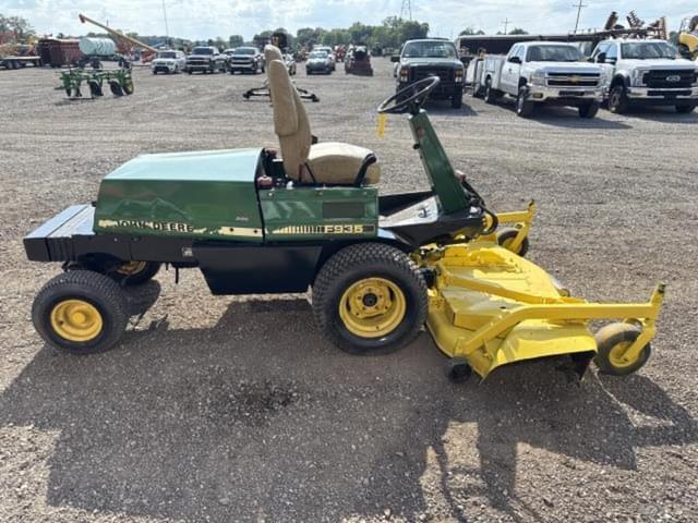 Image of John Deere F935 equipment image 3