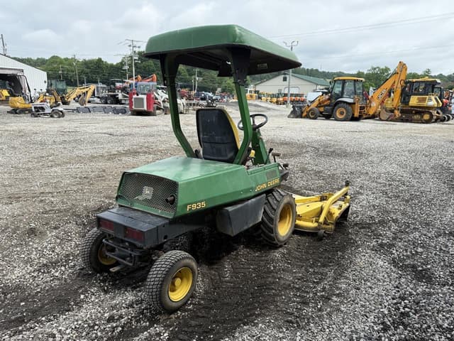 Image of John Deere F935 equipment image 3