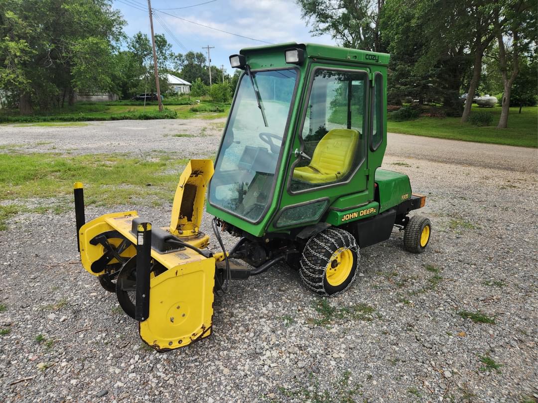 Image of John Deere F935 Primary image