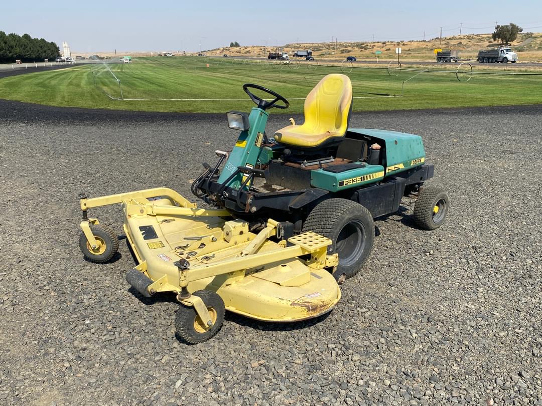 Image of John Deere F935 Primary image