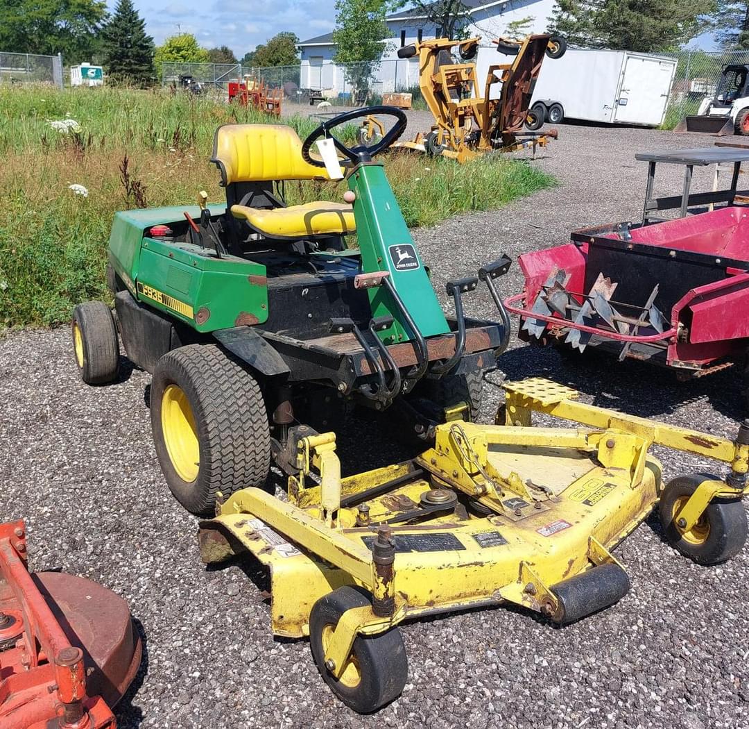 Image of John Deere F935 Primary image