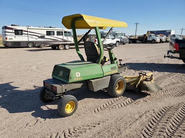 Image of John Deere F935 equipment image 2