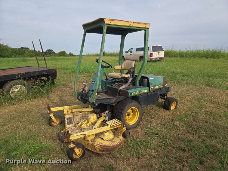 John Deere F935 Equipment Image0