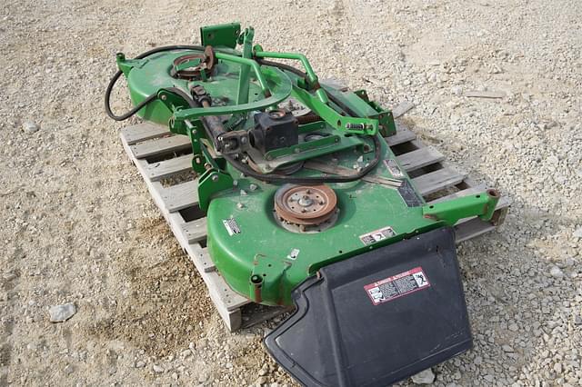 Image of John Deere 72 Fastback Deck equipment image 4