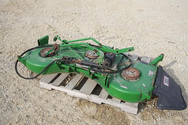 Image of John Deere 72 Fastback Deck equipment image 3