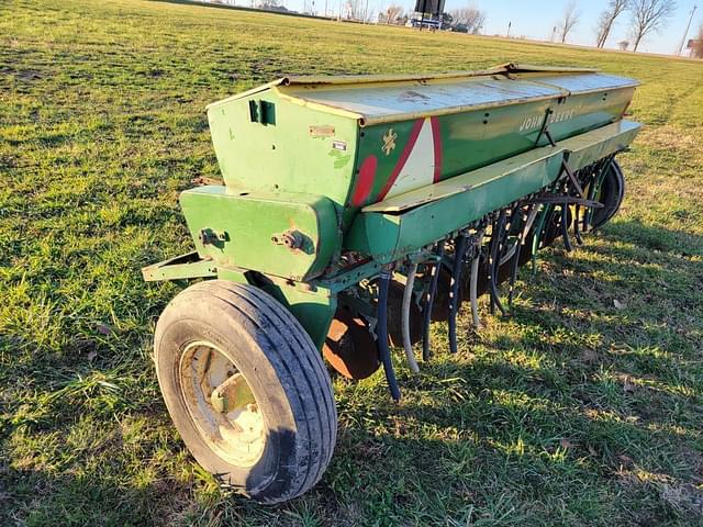 Image of John Deere FB-B equipment image 2