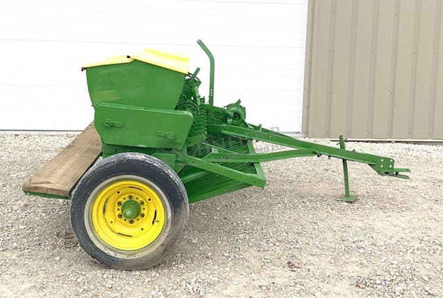 Image of John Deere FB-B equipment image 2