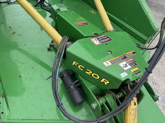 Image of John Deere FC20R equipment image 4