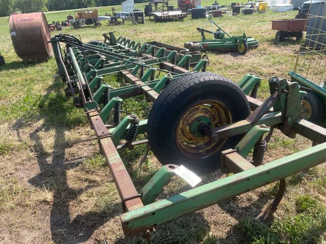 Image of John Deere 3076 equipment image 3