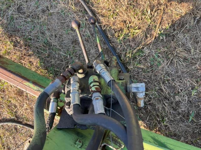 Image of John Deere 35 equipment image 4