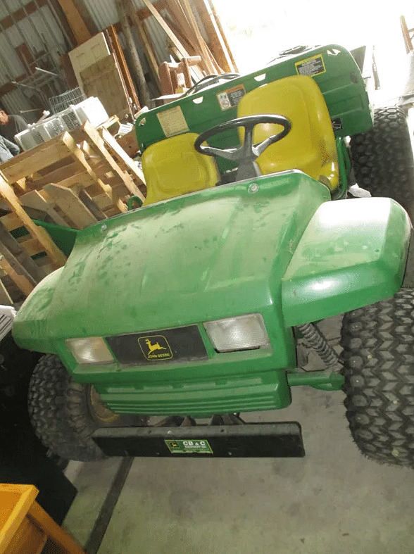 Image of John Deere Gator Image 0