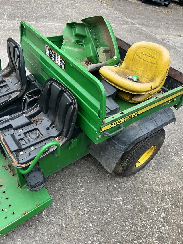 Image of John Deere Gator equipment image 2