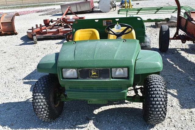 Image of John Deere Gator 4X2 equipment image 1