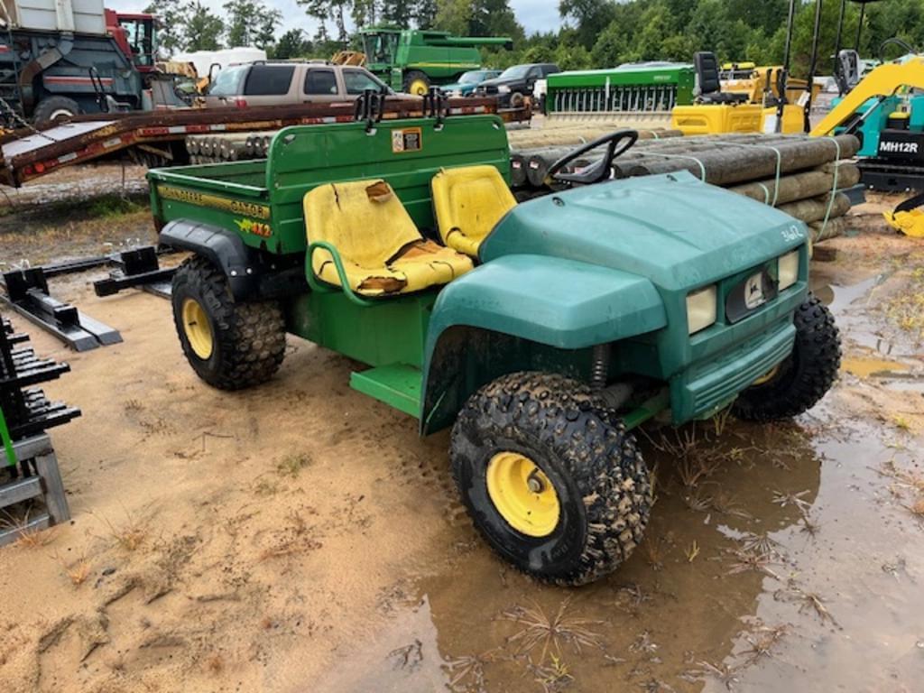 Image of John Deere Gator 4X2 Image 1
