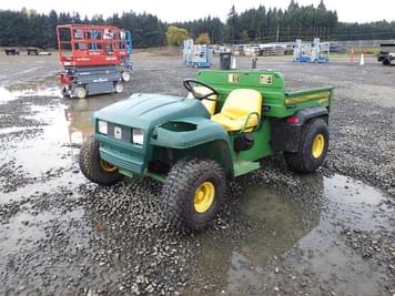 Main image John Deere Gator 4X2