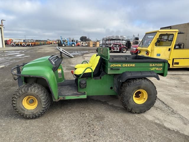 Image of John Deere Gator TX 4x2 equipment image 4