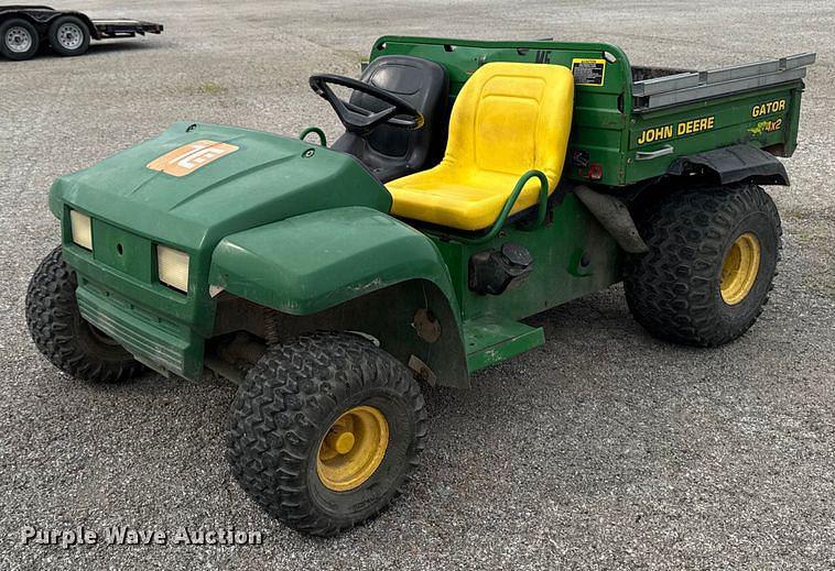 Image of John Deere Gator 4X2 Primary image