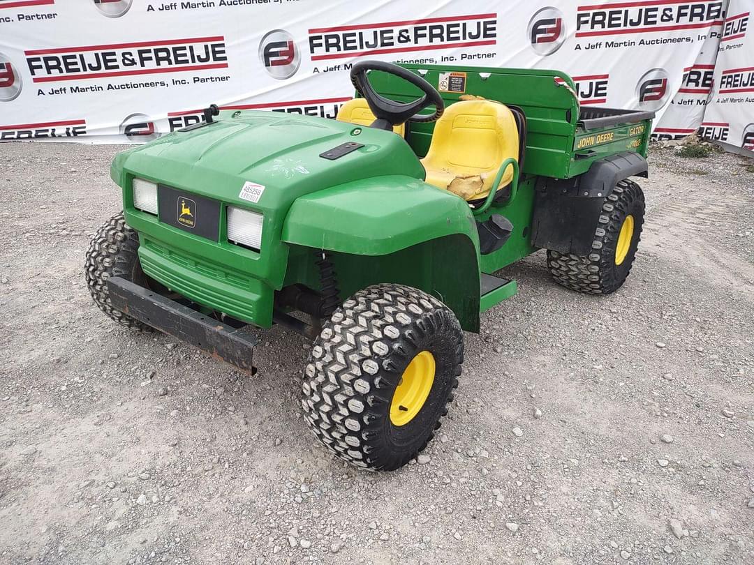 Image of John Deere Gator Primary image