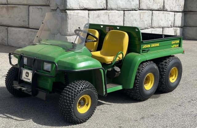 Image of John Deere Gator 6x4 equipment image 2