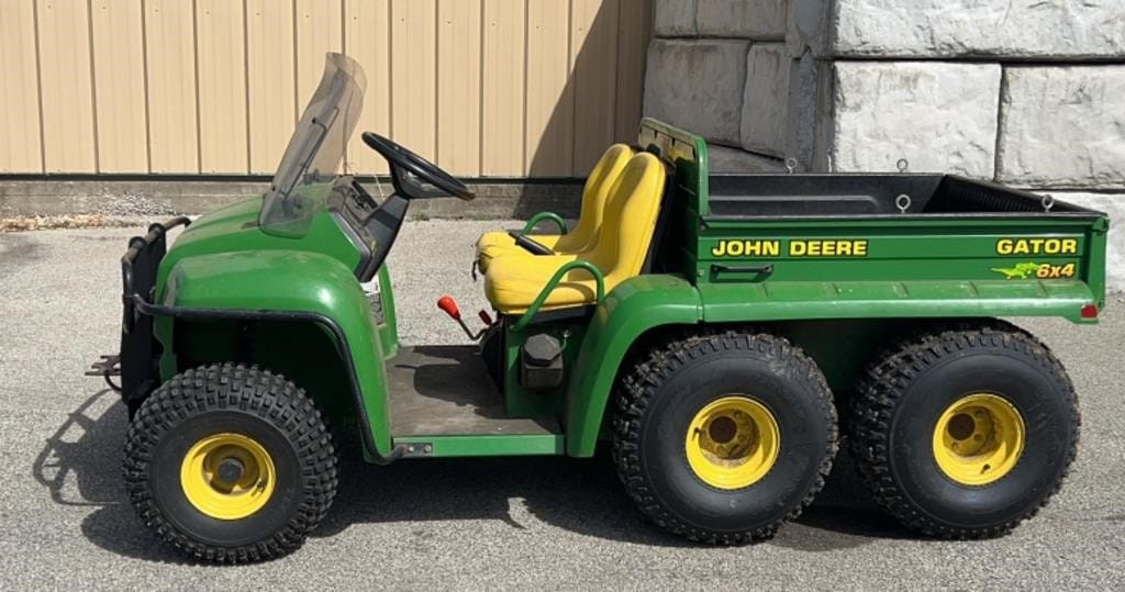 John Deere Gator 6x4 Equipment Image0