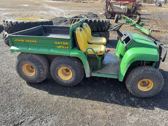 Image of John Deere Gator 6x4 equipment image 3