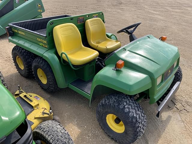 Image of John Deere Gator equipment image 2