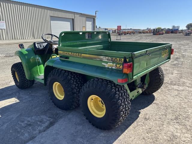 Image of John Deere Gator 4x4 equipment image 3