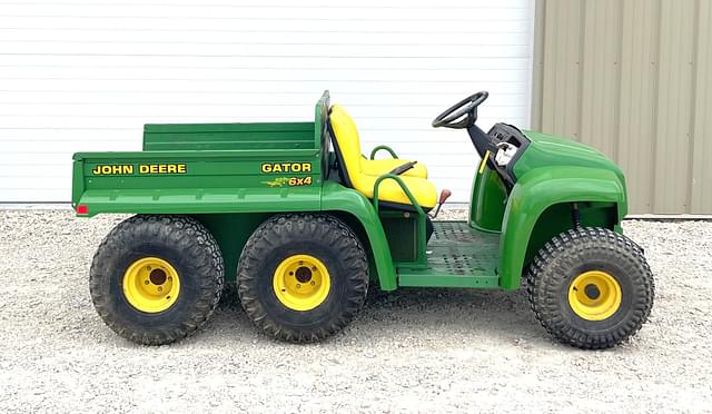 Image of John Deere Gator equipment image 2