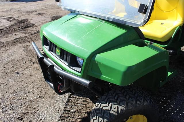 Image of John Deere Gator equipment image 4