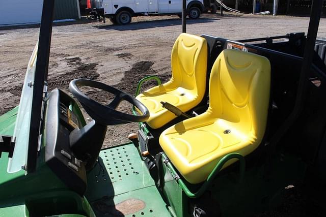 Image of John Deere Gator equipment image 3