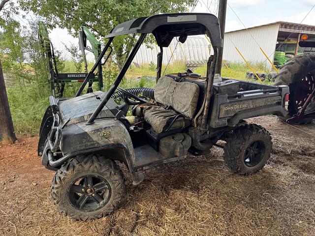 Image of John Deere Gator 825 equipment image 3