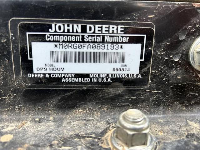Image of John Deere Gator 825 equipment image 4
