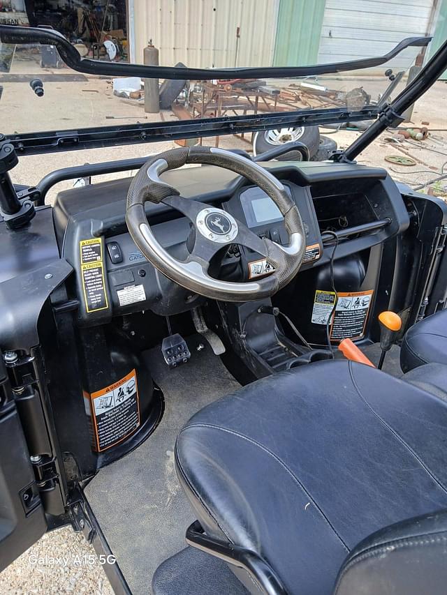 Image of John Deere Gator 825 equipment image 3