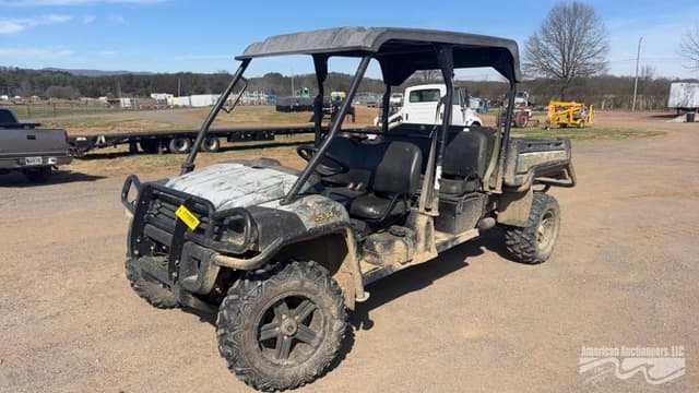 Image of John Deere Gator 825 equipment image 2