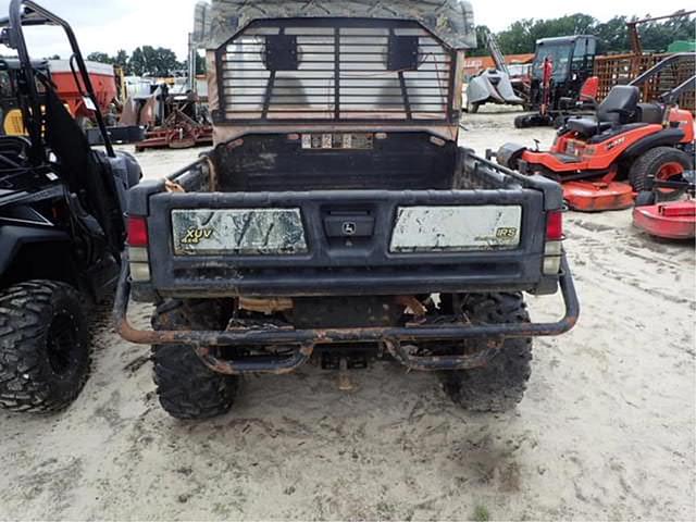 Image of John Deere Gator XUV 825i equipment image 1