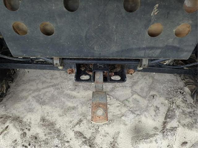 Image of John Deere Gator XUV 825i equipment image 2