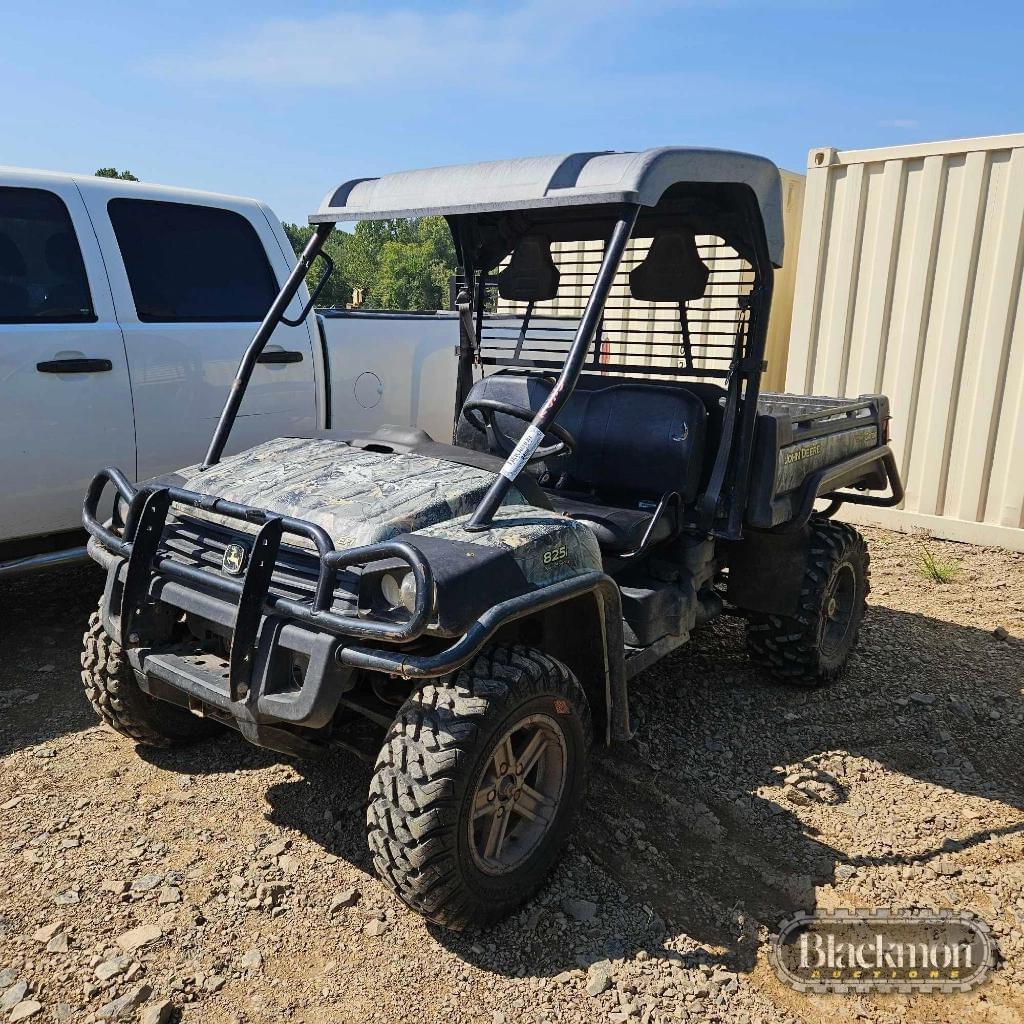 Image of John Deere Gator XUV 825i Image 1