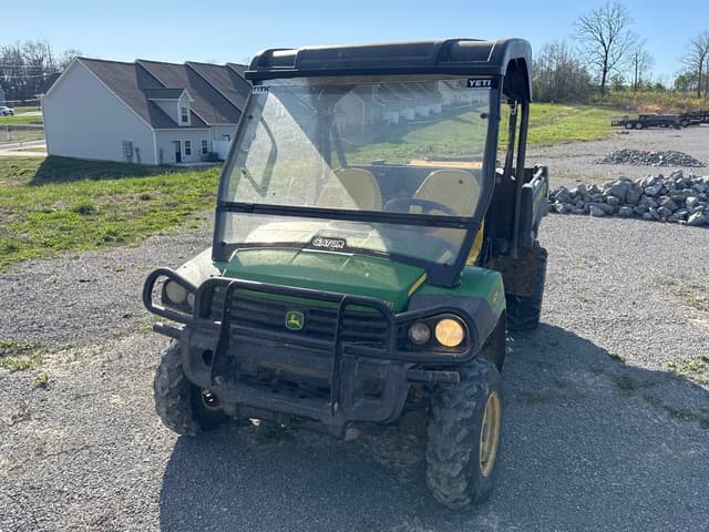 Image of John Deere Gator XUV 825i equipment image 1