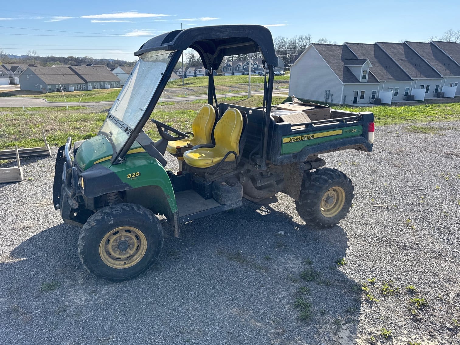 John Deere Gator XUV 825i Equipment Image0