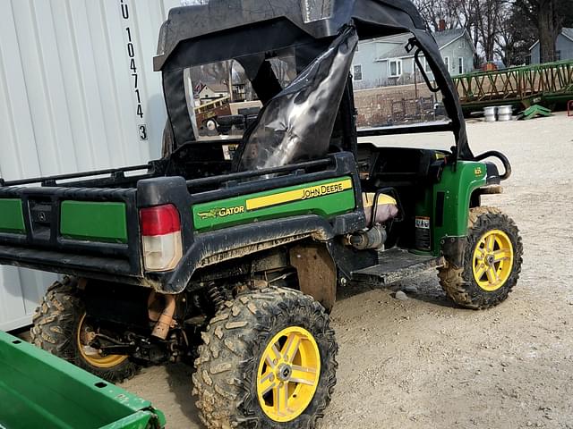 Image of John Deere Gator XUV 825i equipment image 2