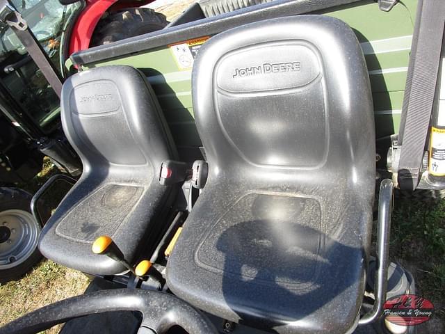 Image of John Deere Gator equipment image 4