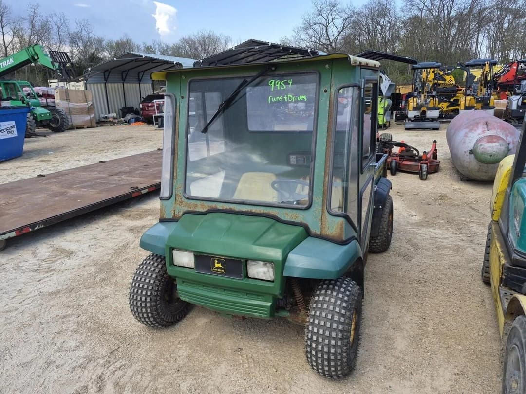Image of John Deere Gator 4X2 Primary image