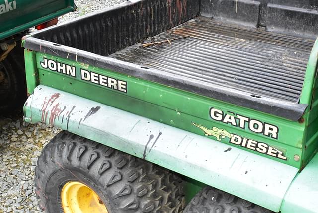 Image of John Deere Gator UTV equipment image 2