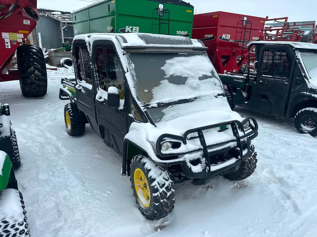 Image of John Deere Gator Image 1