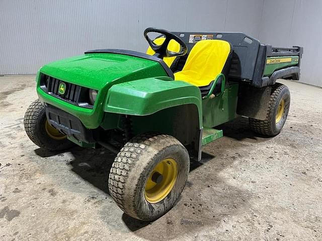 Image of John Deere Gator TE 4x2 equipment image 1