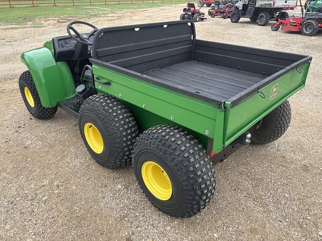 Image of John Deere Gator TH 6x4 equipment image 2