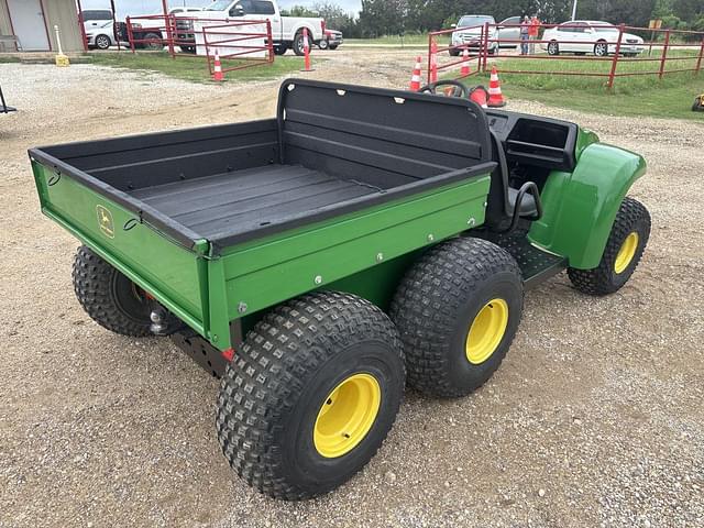 Image of John Deere Gator TH 6x4 equipment image 4